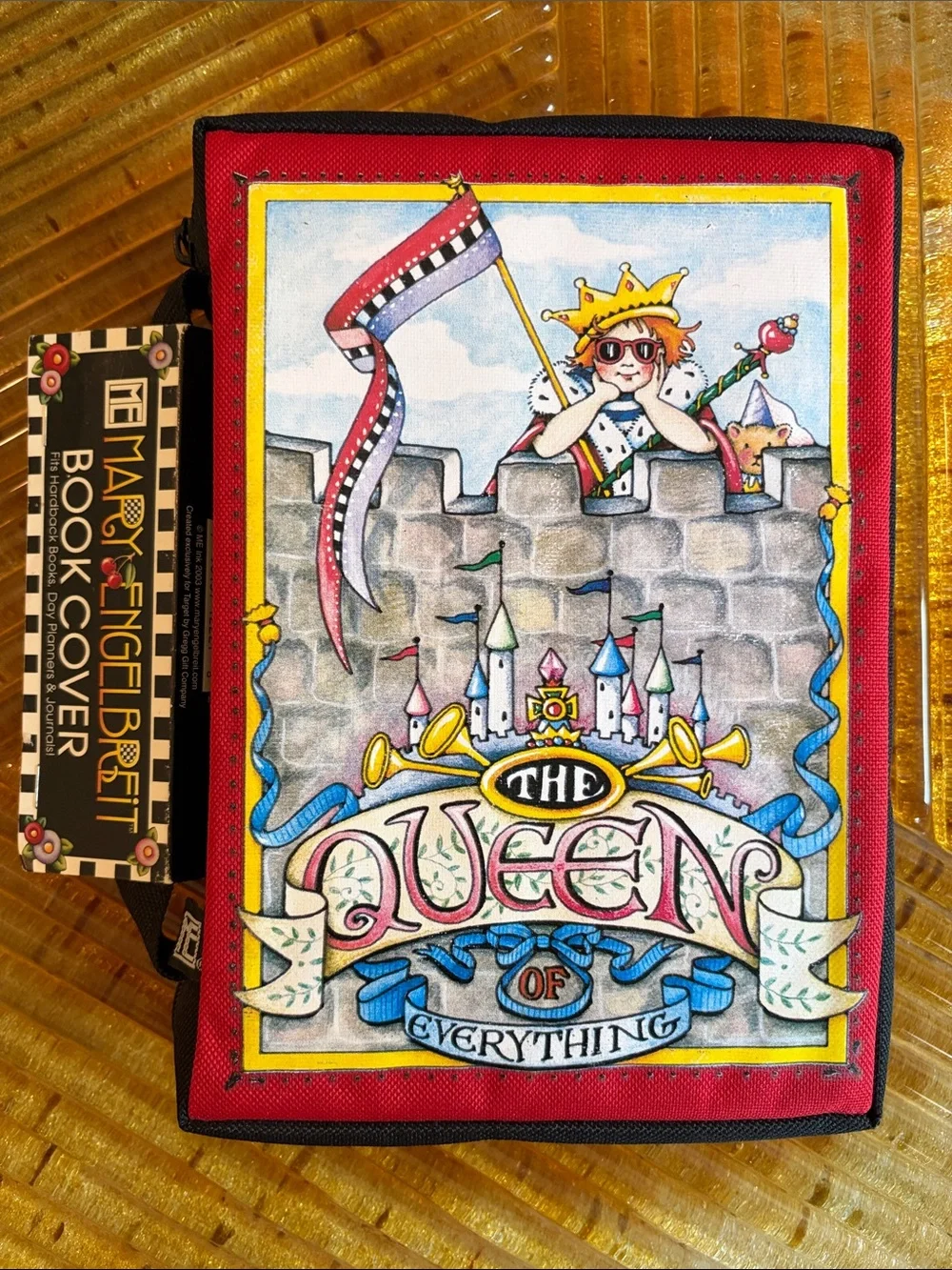 NWT Mary Engelbreit Book Cover/Case/Carrier Queen Of Everything Zipped Handle